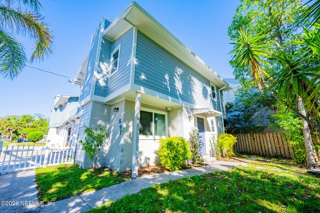 Building Photo - 597 Sturdivant Ave