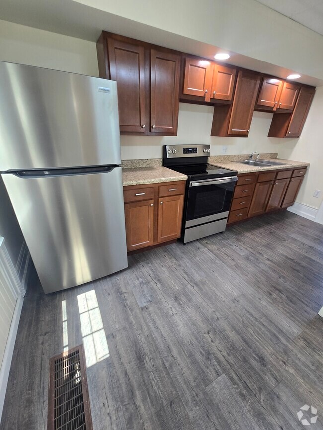 Building Photo - 29 W Main St Unit 101 Rental