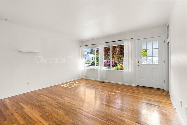 Photo - 7676 N Mississippi Ave