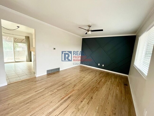 Photo - 7352 Tilden St