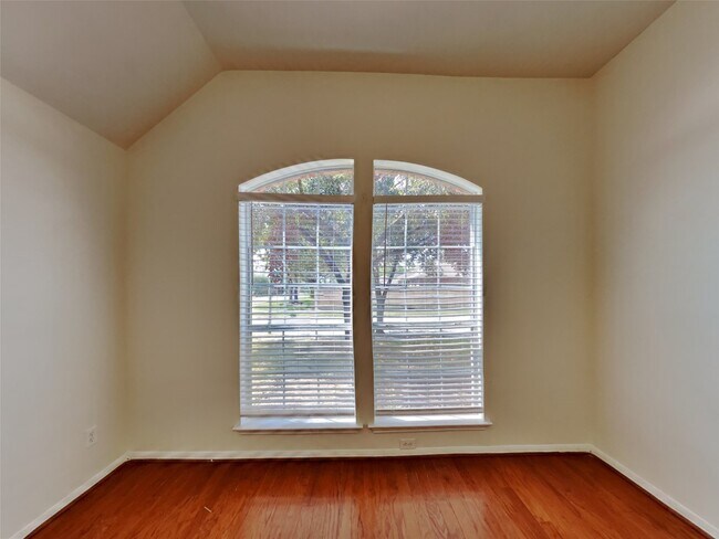 Photo - 30202 Deleon Fields Dr