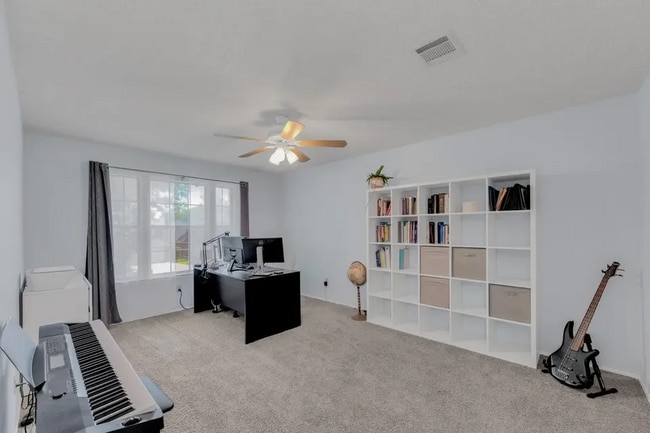 Photo - 16914 Dorman Dr