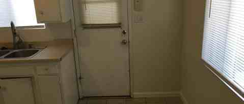 Photo - 44621 Cedar Ave