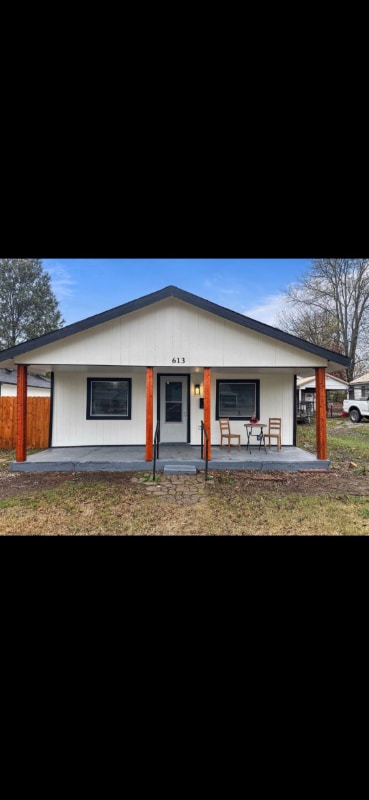 Photo - 613 W Sequoyah Ave