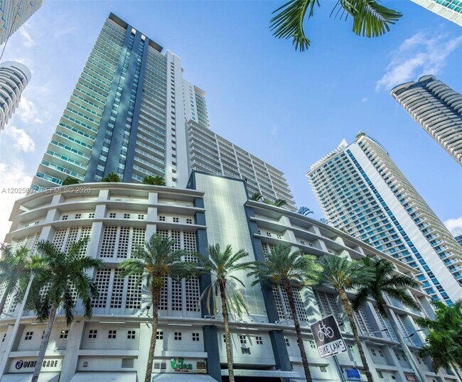 Building Photo - 1250 S Miami Ave Unit 1303