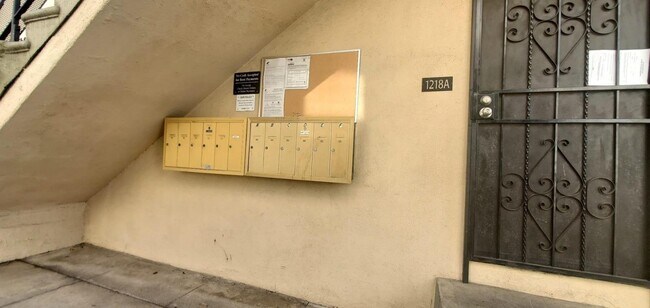 Photo - 1212 - 1218 S Harvard Blvd