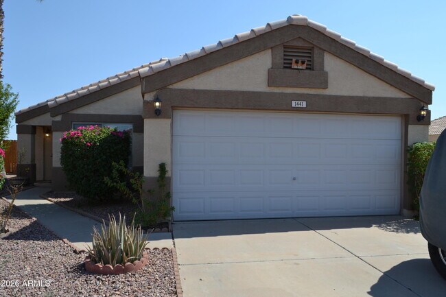 Building Photo - 1441 W Montebello Ave