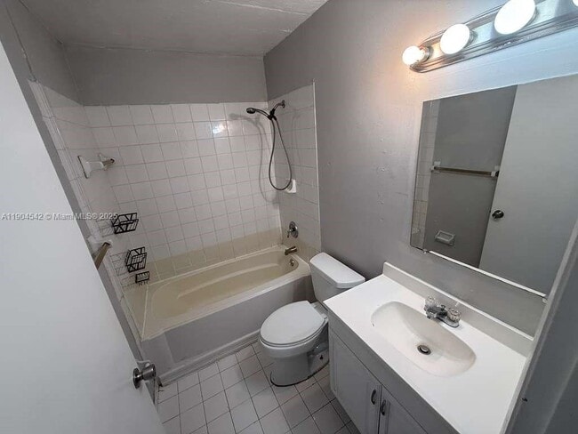 Photo - 5611 W 25th Ct Unit 11-A