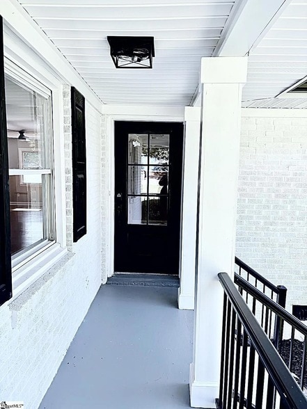 Photo - 30 Fleetwood Dr