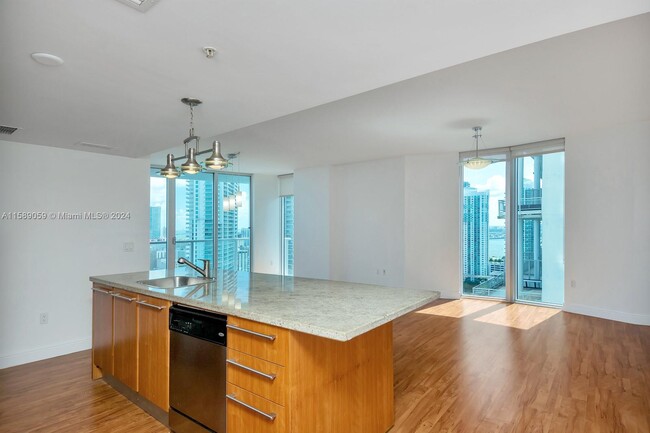 Photo - 185 SW 7th St Condo Unit # 2811