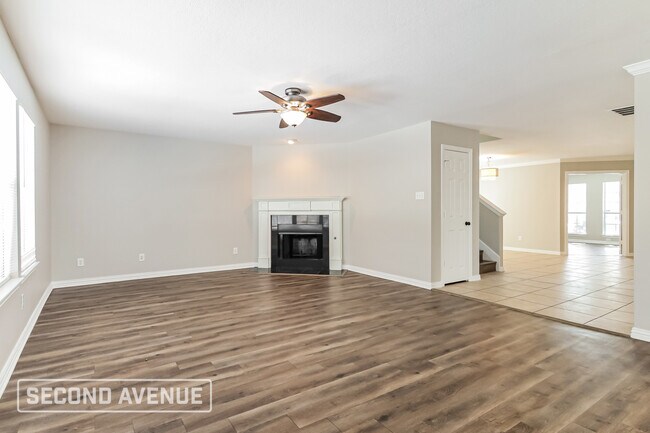 Photo - 1705 Nighthawk Dr