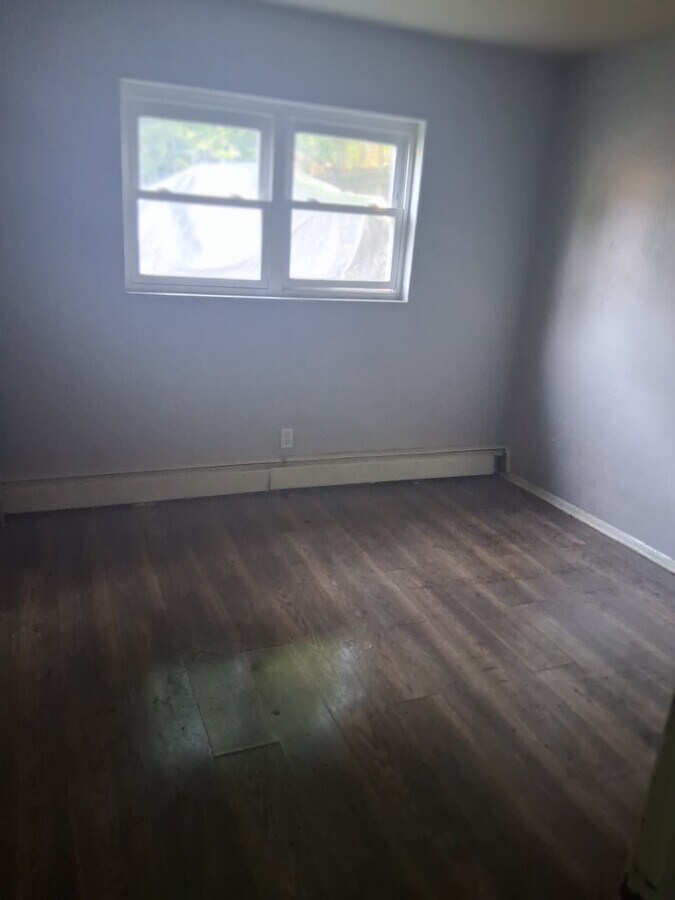 Photo - 16818 Grovewood Ave Unit 2