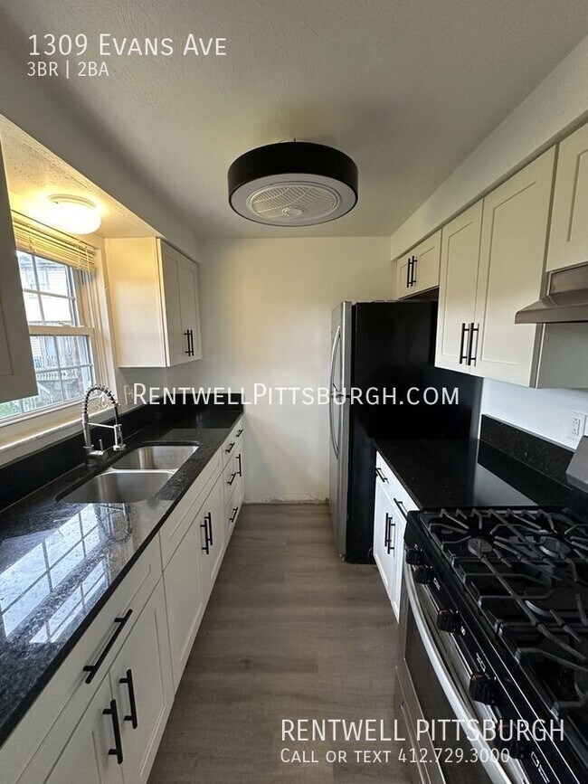 Photo - 3 Bedroom Home in McKeesport - Accepting S...