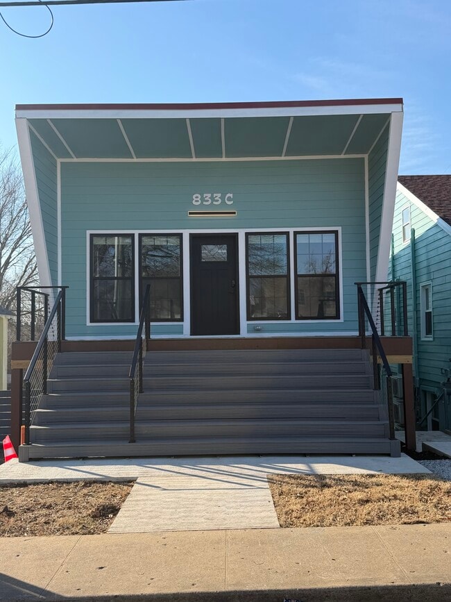 Photo - 833 W Stone St Unit C