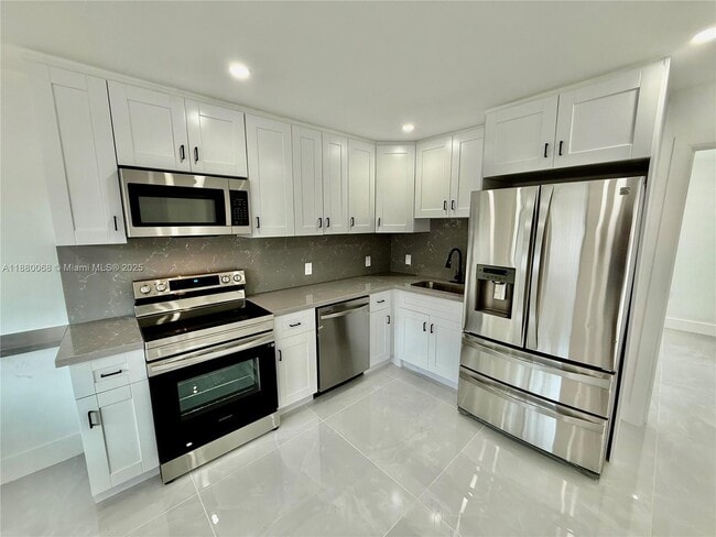 Building Photo - 2885 NW 56th St Rental