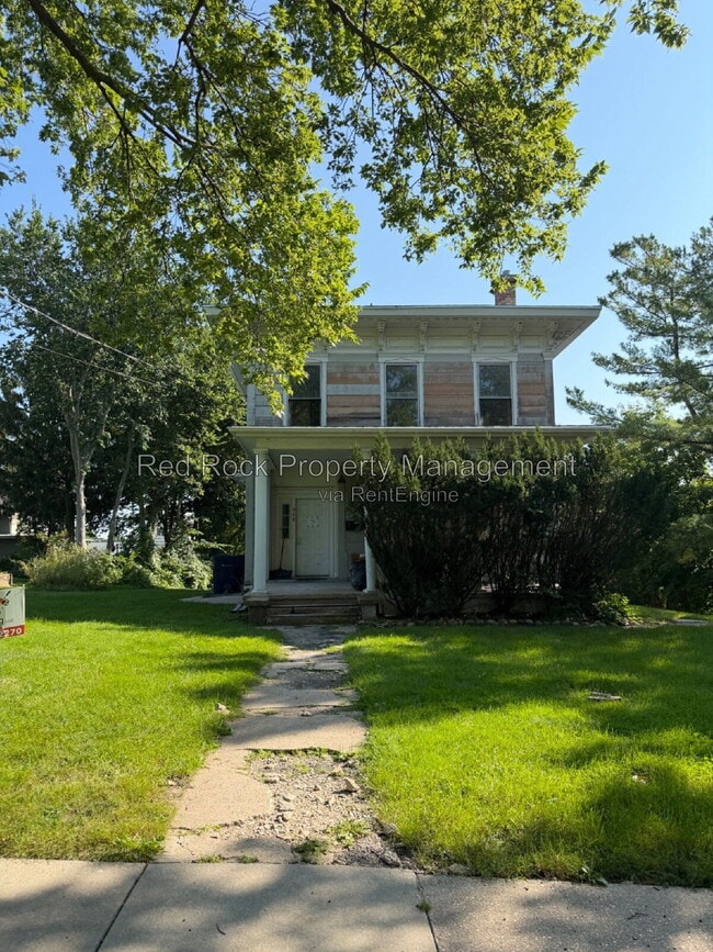Building Photo - 408 N Jackson St Unit 3