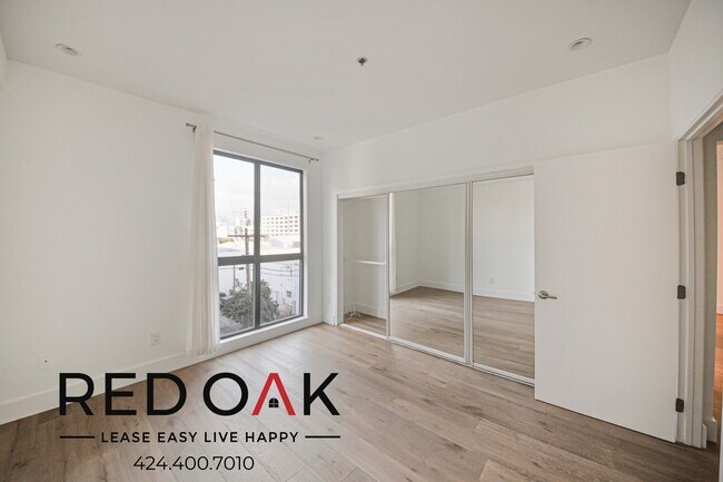 Photo - 8811 Burton Way Unit 312