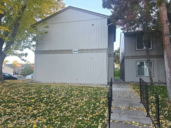 Building Photo - 3935 Clear Acre Ln Unit Apt 209