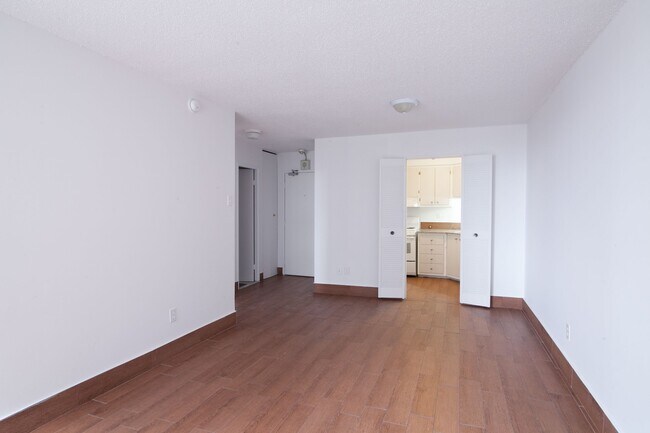 Photo - 2285 Rue St Mathieu Unit 1402