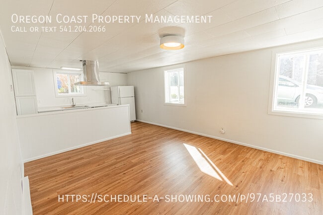 Photo - 537 SW 32nd St