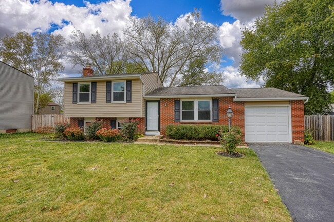 Photo - 651 Dovalon Pl