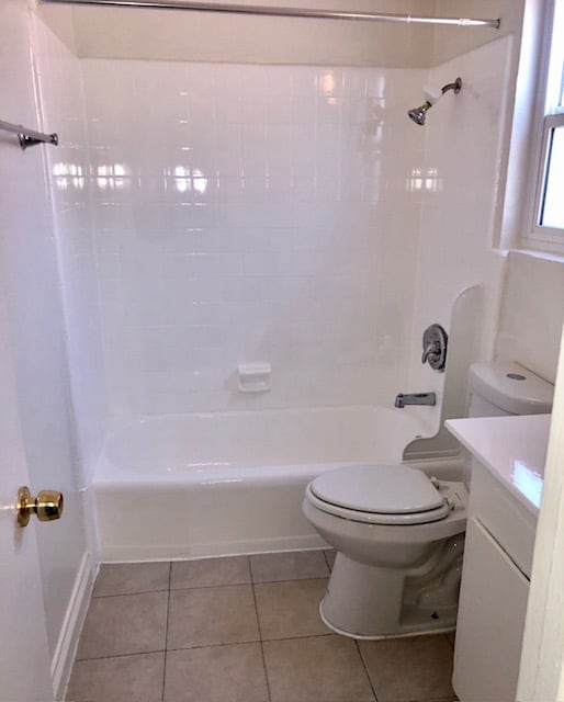Building Photo - 17433 Vanowen St Rental