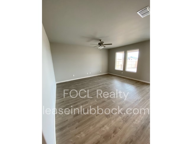 Photo - 3 bed 2 bath Open Concept