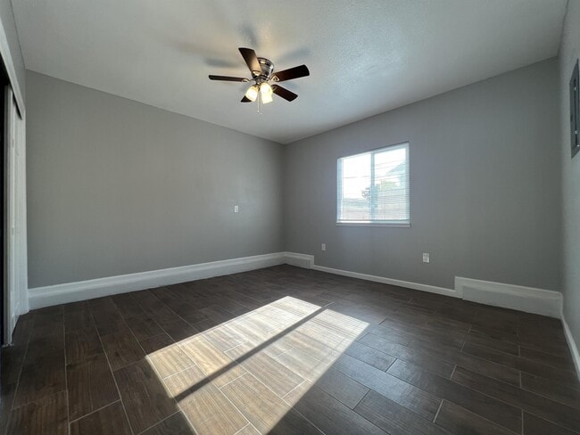 Photo - 26204 Underwood Ave