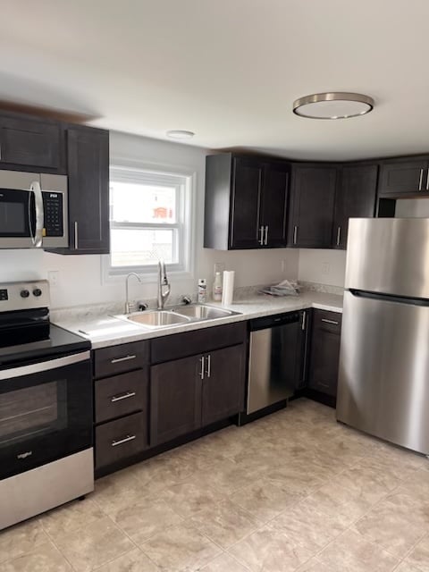 Photo - 220 N Fillmore St