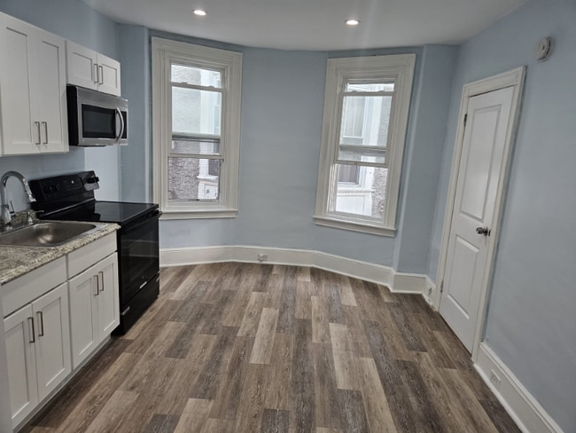 Photo - 16 S 50th St Unidad Duplicate of Floor 2 F