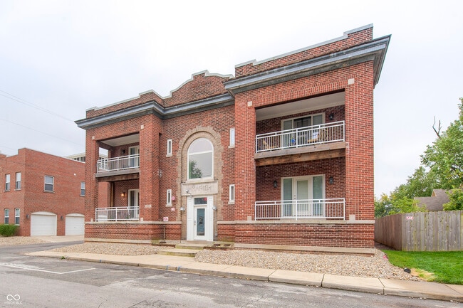 Building Photo - 655 E 24th St Unit F Rental