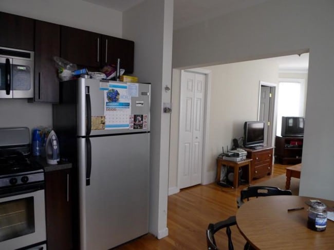 Photo - 839 Parker St