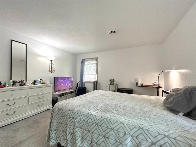 Photo - 15 Thompson Dr Unit 12