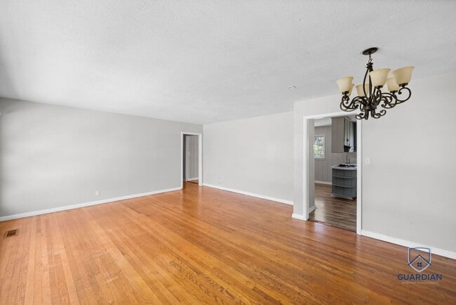Photo - Charming 3 bedroom 2 bath home in Attalla