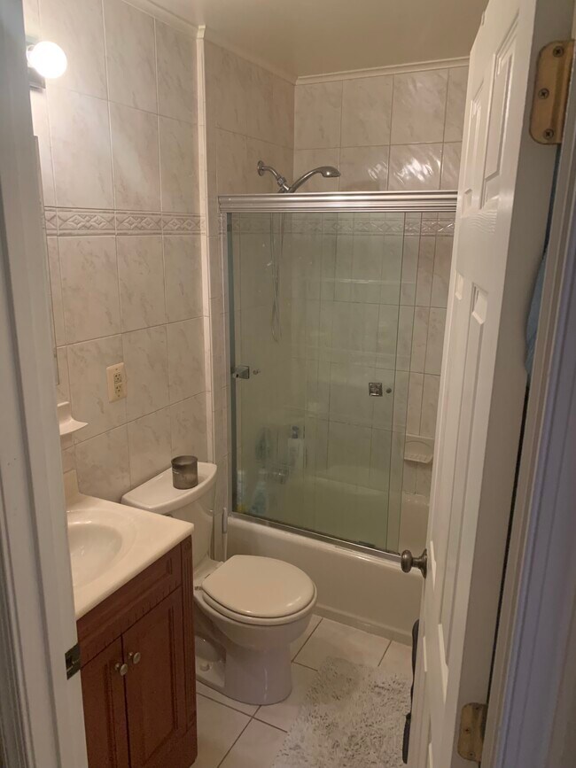 Photo - 4206 Washington Blvd Unidad 3