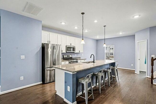 Photo - 2444 Drake Ln