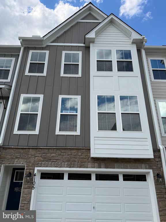 Photo - 4105 Bolton Ct