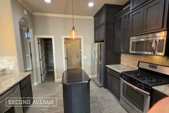 Photo - 1032 NW 191st St