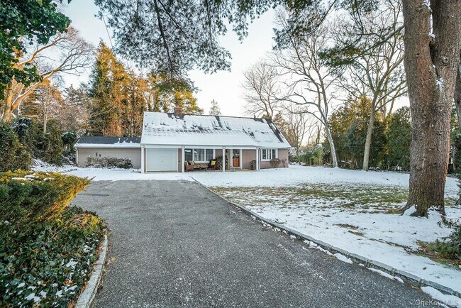 Photo - 6 Fairfields Ln