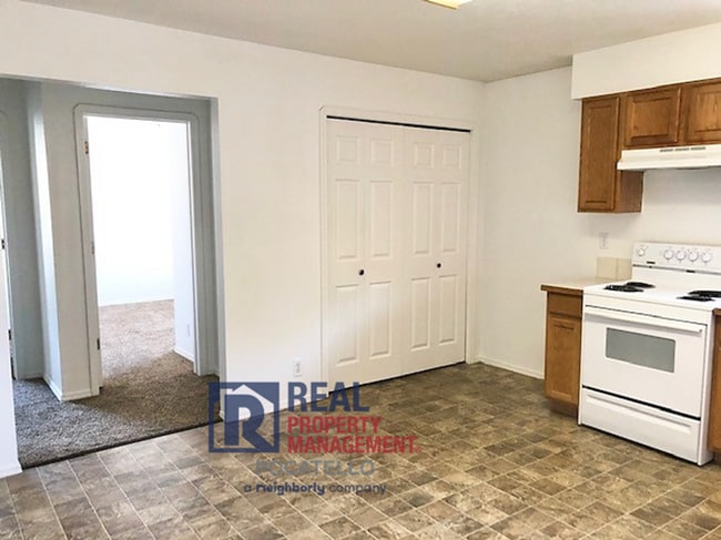 Photo - 1120 E Poplar St Unidad #2