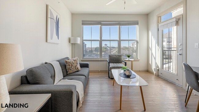 Photo - 610 E Wells Branch Pkwy Unidad 19204