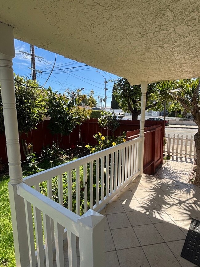 Photo - Bright & Spacious 2-Bedroom Home with Private Patio in San Pedro