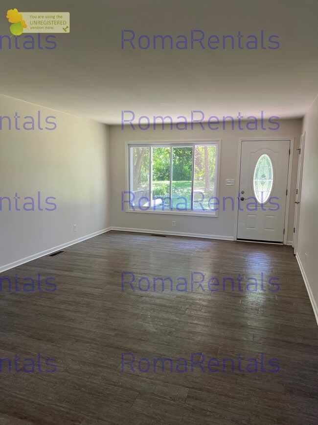Building Photo - 3054 Peterson St Rental