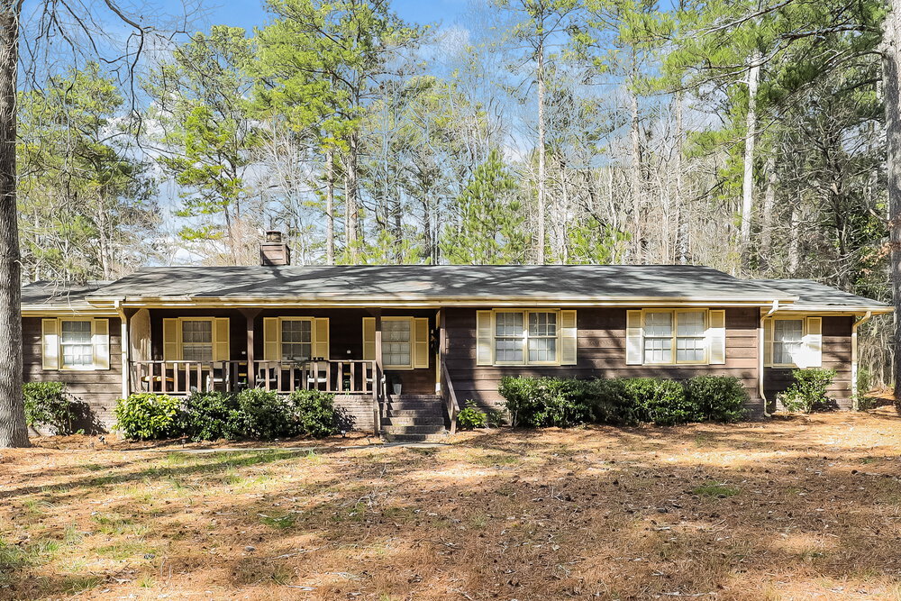 Photo - 3900 Shandra Way