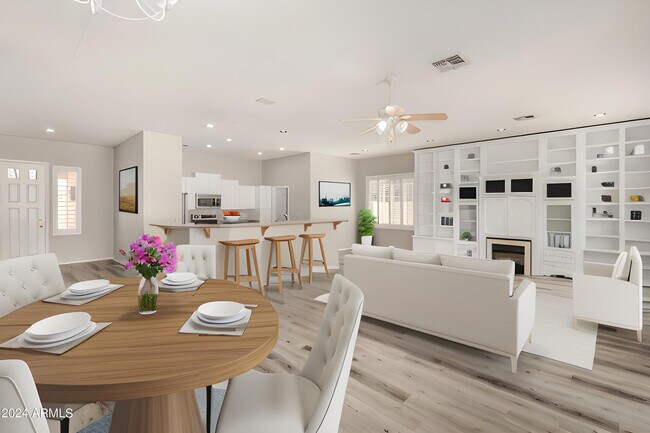 Photo - 362 N Ashley Dr