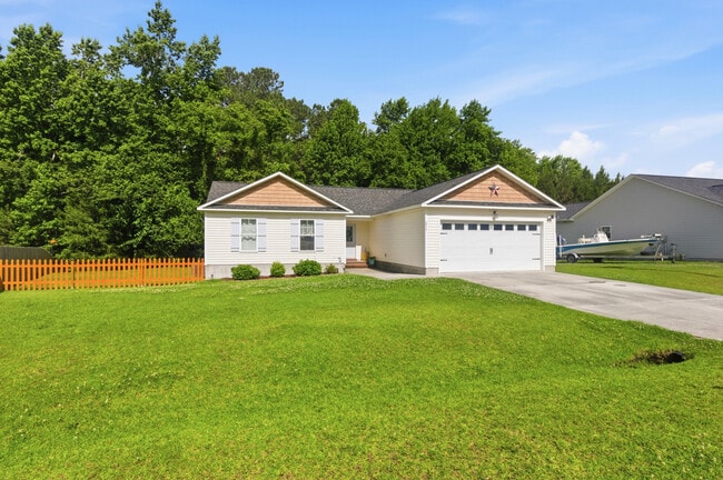Photo - 211 N Windy Ridge Rd