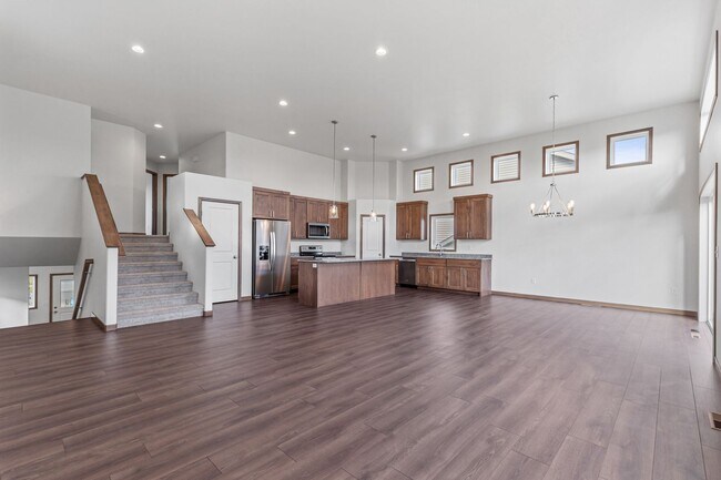 Photo - 4-bedroom, 3-bathroom West Fargo Single-Family Home w/ 2 Stall Garage