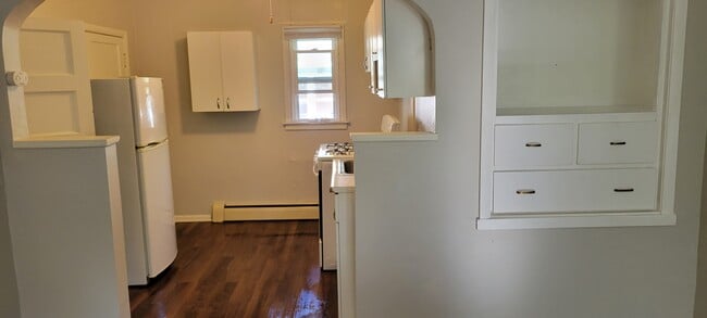 88 E 12th St Unit 3