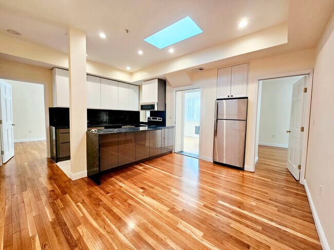 1803 Beacon St Unit 7