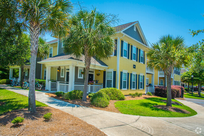 Building Photo - Magnolia Downs Rental